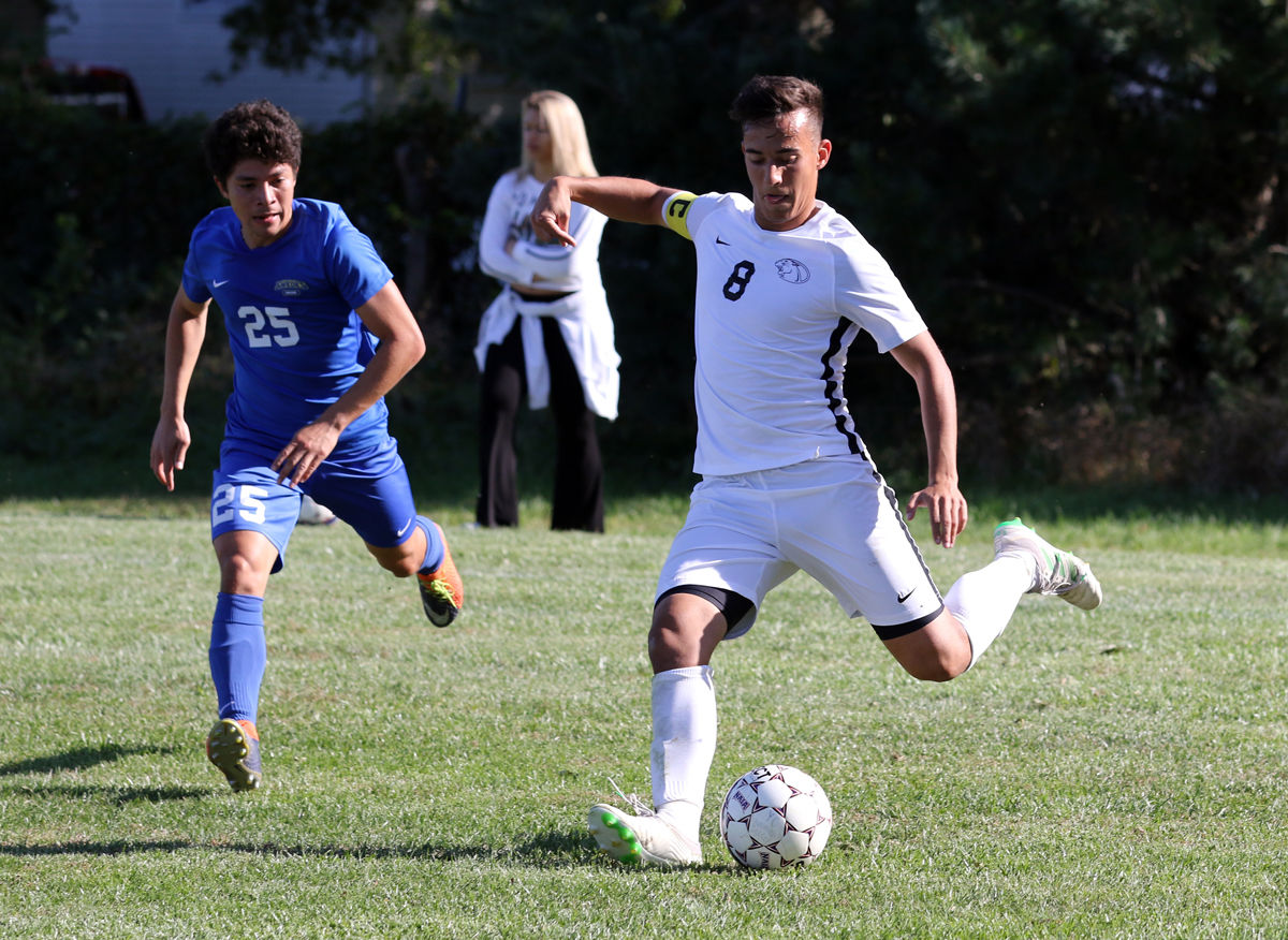 YC Mens Soccer vs Bethany (33).JPG